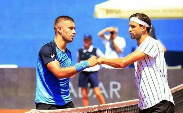 展球迷基础 展球迷基础